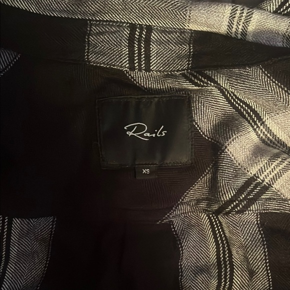 Rails Women’s Black and White Flannel Long Sleeve Shirt Size: XS - Picture 3 of 4
